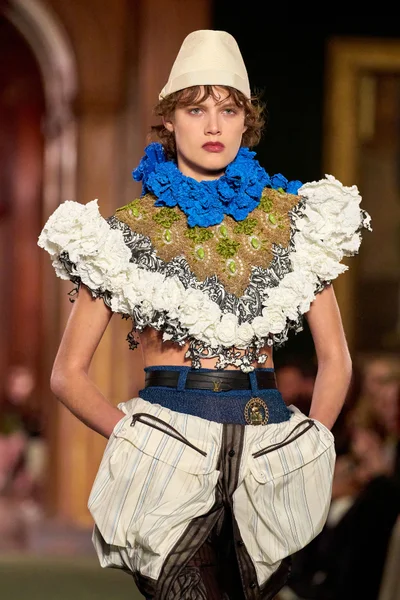 Look 158